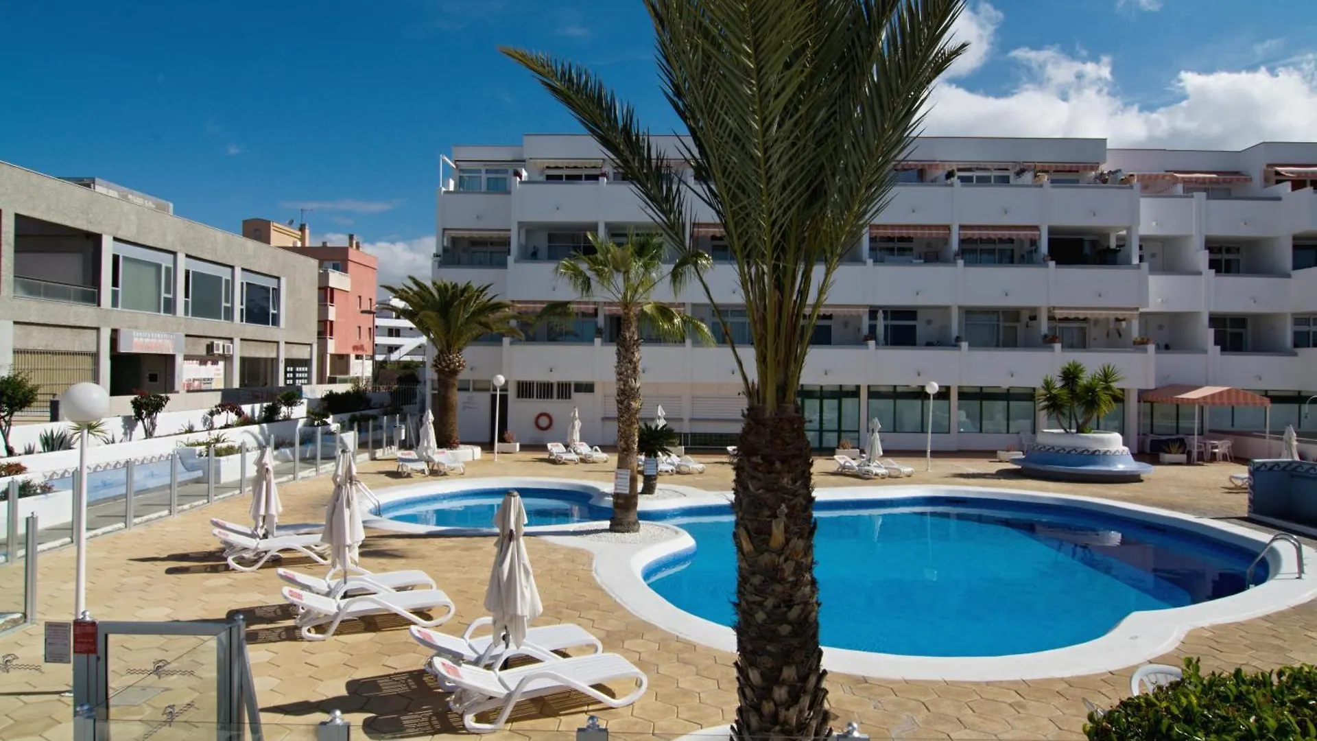 Apartment Azahara 209 Cerca La Playa Y Tiendas - Los Cristianos Arona  Spain